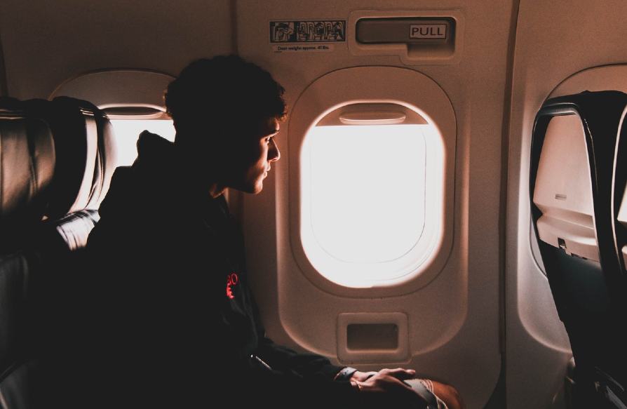Passenger traveling during COVID pandemic via an air bubble